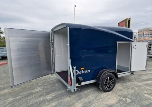 Remolque Pullman Debon Cargo 1300 Azul con Suspensión y Puerta Lateral